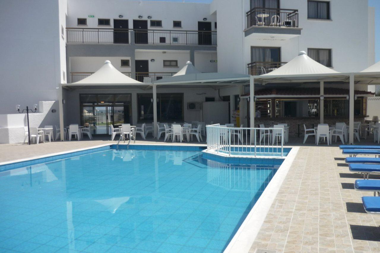 Penelope Beach Hotel Pernera Buitenkant foto